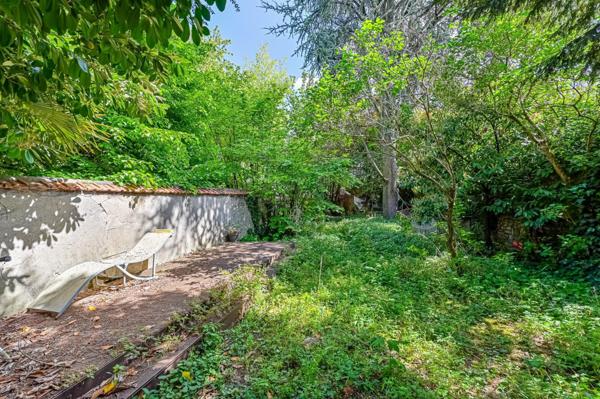 Maisons à vendre à 10 minutes du métro École vétérinaire