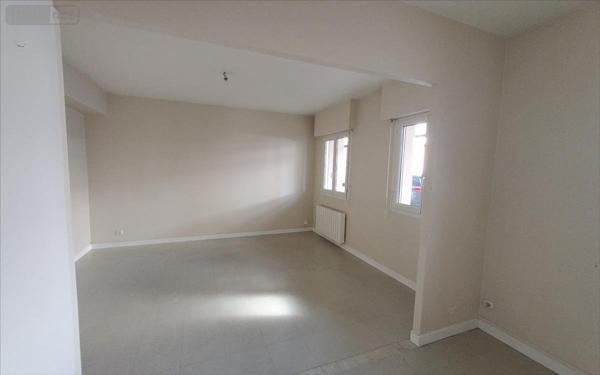 Appartement à vendre à Carhaix-Plouguer dans le Finistère (29270), ref : 29066-1093446