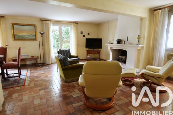 Maison à vendre 6 pièces 192 m² Villecresnes