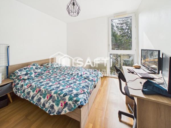 Très bel appartement avec terrasse.