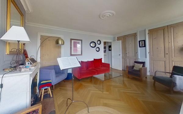 Appartement à vendre    6 pièces • 182,20 m2 Lyon 4