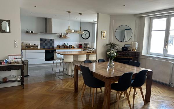 Appartement à vendre    6 pièces • 182,20 m2 Lyon 4