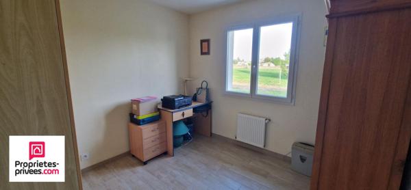 Maison  de plain-pied - 160 m2 - 6 chambres  - Garage double - Terrain 2400 m2 au calme