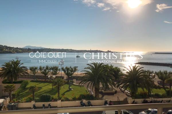 À vendre Saint-Jean de Luz – Appartement de 125 m² en front de mer