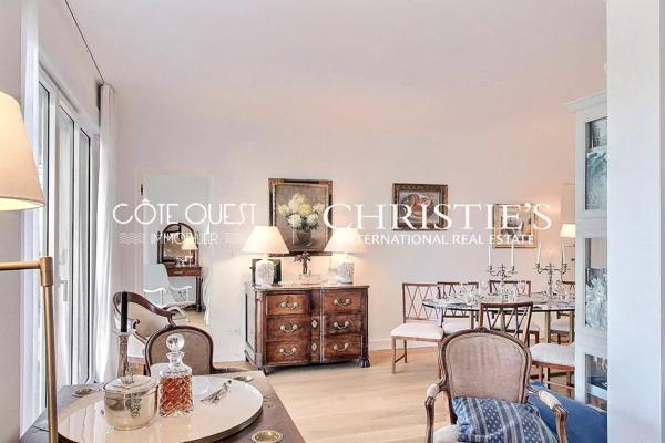 À vendre Saint-Jean de Luz – Appartement de 125 m² en front de mer