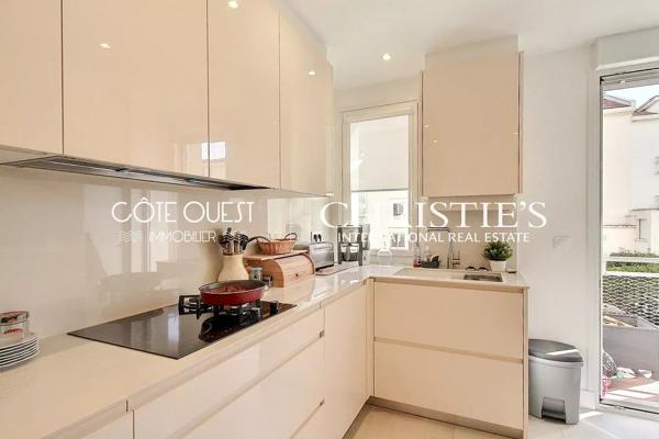 À vendre Saint-Jean de Luz – Appartement de 125 m² en front de mer