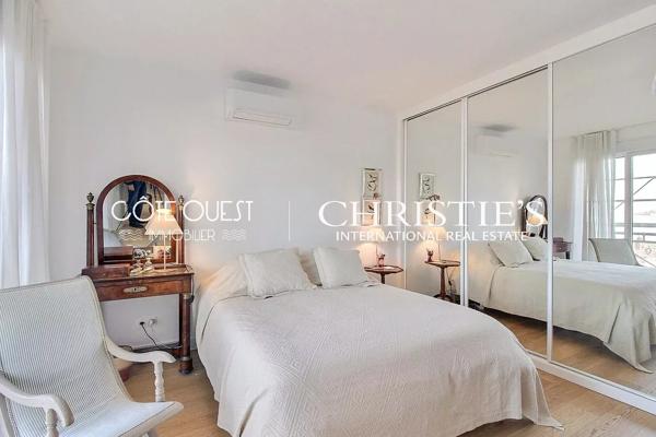 À vendre Saint-Jean de Luz – Appartement de 125 m² en front de mer