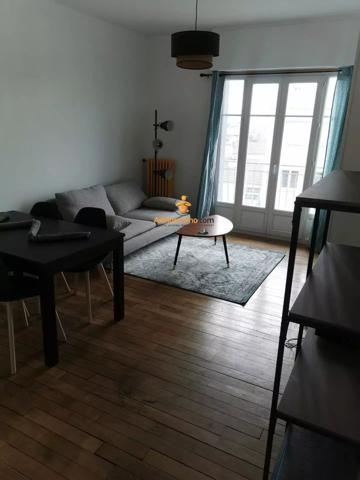 Location                                                      Appartement
                        
                     4 pièces                      77 m2                     à Pau
