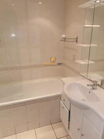 Location                                                      Appartement
                        
                     4 pièces                      77 m2                     à Pau