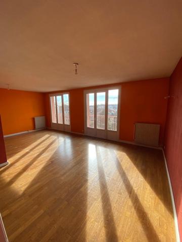 Appartement · Location Bron (69500) 3 pièces · 82m²