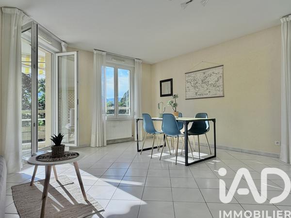 Appartement à vendre 4 pièces 89 m² Saint-Égrève