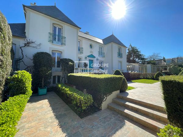 Maison T7 à vendre - 223 m² (réf : ALG26156)