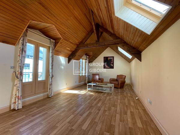 Maison T7 à vendre - 223 m² (réf : ALG26156)