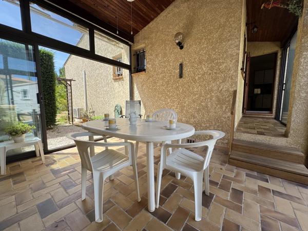 Vente                                                      Maison
                        
                     3 pièces                      91 m2                     à La Londe-les-Maures