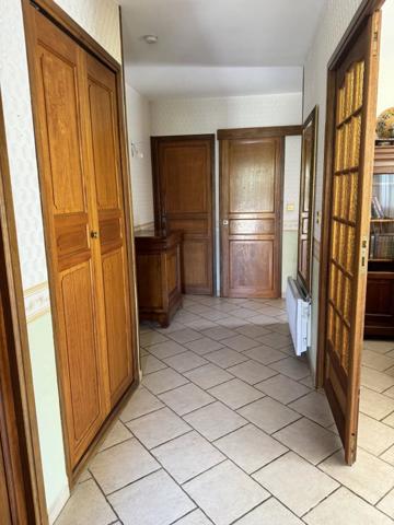 Vente                                                      Maison
                        
                     3 pièces                      91 m2                     à La Londe-les-Maures