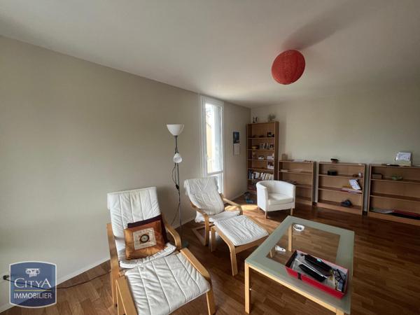 Appartement à louer 3 pièces 75.21m²