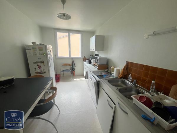 Appartement à louer 3 pièces 75.21m²