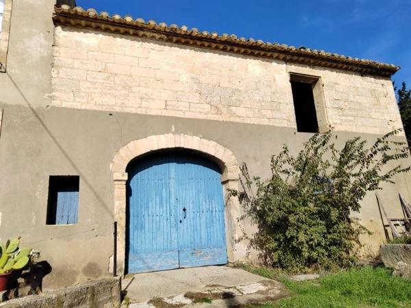 LOCAL EN PIERRE D ENVIRON 260 M²