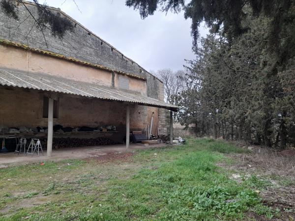 LOCAL EN PIERRE D ENVIRON 260 M²