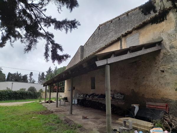 LOCAL EN PIERRE D ENVIRON 260 M²