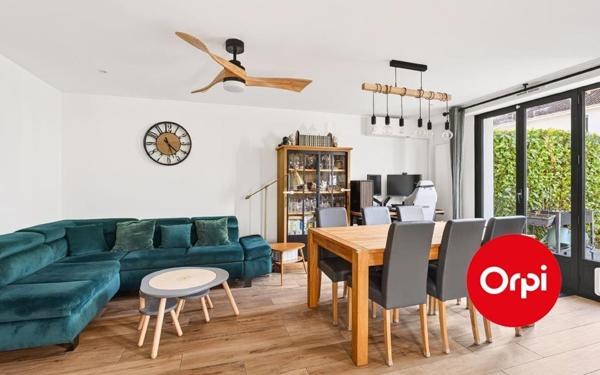 Appartement à vendre    4 pièces • 85,76 m2 Saint-Priest