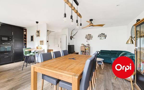 Appartement à vendre    4 pièces • 85,76 m2 Saint-Priest
