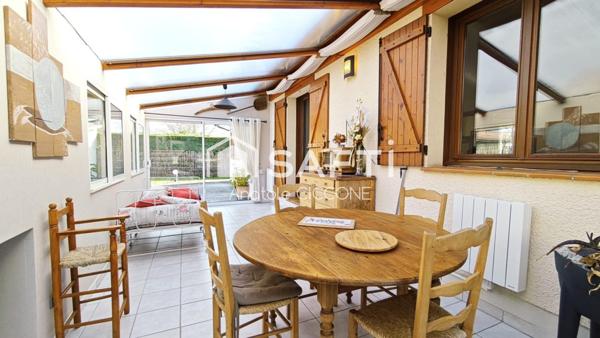 Maison traditionnelle avec grand jardin paysagé - sans vis-à-vis