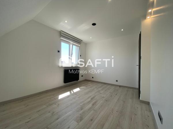 4P. STANDING DUPLEX 3Ch. 112m² sol GARAGE PARKING