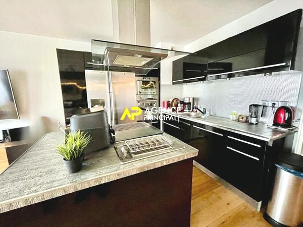 Argenteuil Centre-Ville, Appartement 5 pièces 3 chambres 80 m2 avec balcons et parkings €265 000 ** - Référence 4500