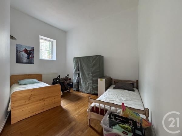 Appartement T4 à vendre  4 pièces - 140,90 m2 ST AFFRIQUE - 12