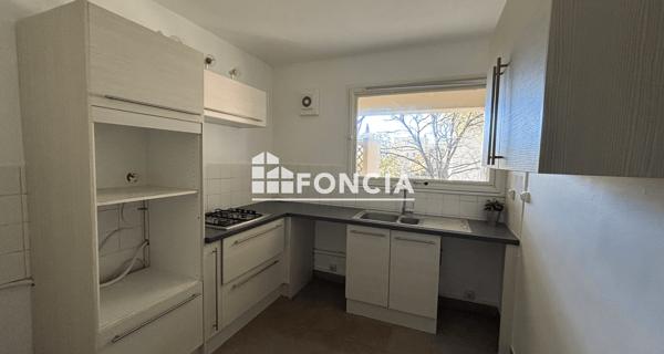 Location Appartement 5 pièces 84.06 m² - Pierrelatte 26700