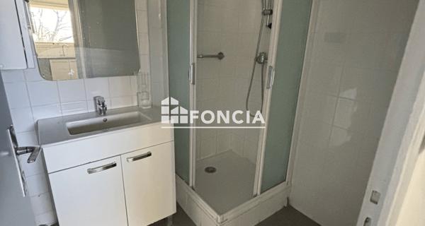 Location Appartement 5 pièces 84.06 m² - Pierrelatte 26700
