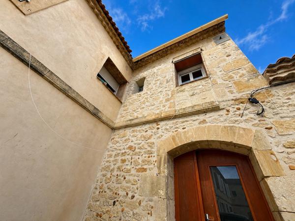 ENSEMBLE IMMOBILIER DE CARACTÈRE – INVESTISSEMENT LOCATIF – VENTE EN BLOC IMMEUBLE DE RAPPORT BELLEGARDE (30)