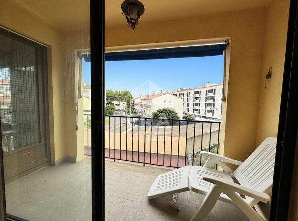 Perpignan : Appartement 4 pièces 98 m2 avec balcons, cave et garage à vendre.