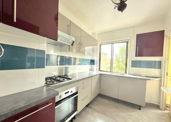 Perpignan : Appartement 4 pièces 98 m2 avec balcons, cave et garage à vendre.