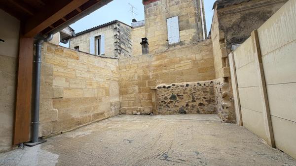 Appartement de 170 m2 neuf + local commercial