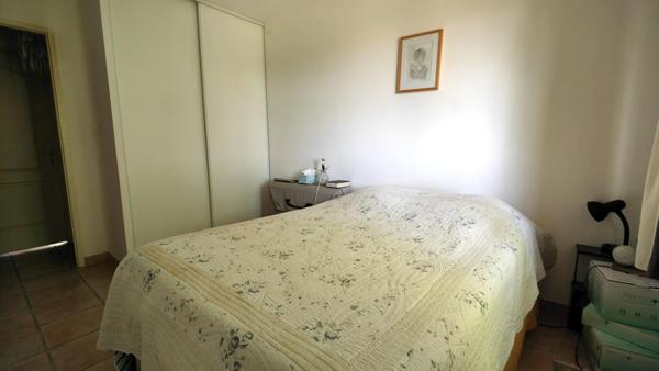 À VENDRE  MAISON T4 CONTEMPORAINE SUR TERRAIN JUSQU'À 9000 m²