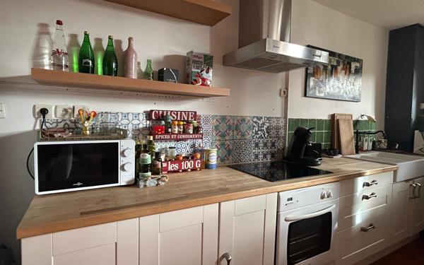 Maison à louer    3 pièces •  Uchaud