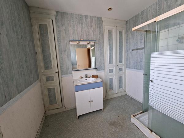 MAISON  DE VILLE 60m² -  NORD OUEST CHÂTELLERAULT