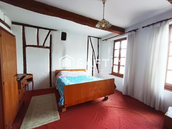 MAISON DE VILLAGE ATYPIQUE