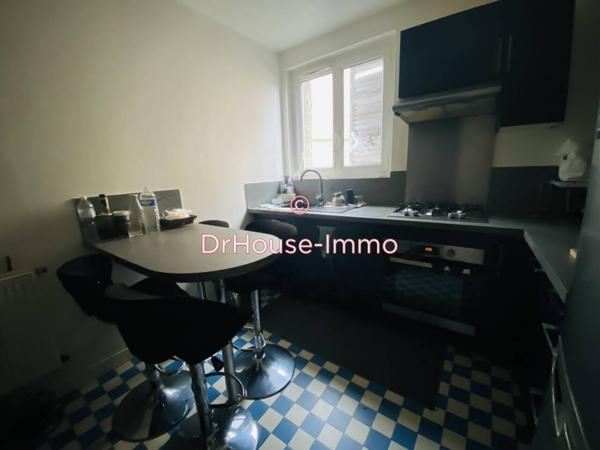 Bien immobilier à vendre 7 pièces de 235 m²
