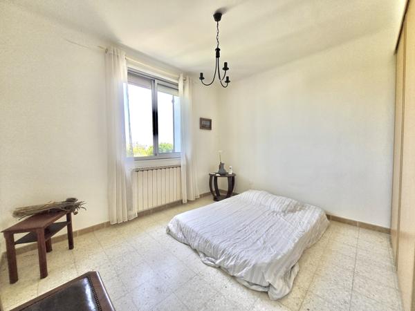 Maison
         5 pièces
        - 142 m² 325 000 € *