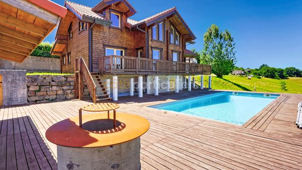 Vente
                Villa163 m² - 5 Pièces -
                    SAINT SULPICE LA POINTE (81370)