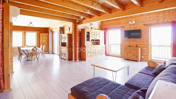 Vente
                Villa163 m² - 5 Pièces -
                    SAINT SULPICE LA POINTE (81370)