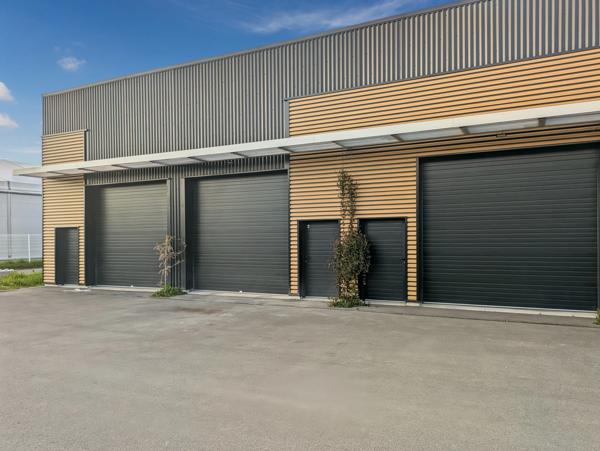 Dpt Haute Savoie (74), à vendre PUBLIER - Local artisanal neuf – emplacement stratégique