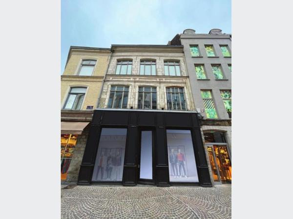Local commecrial à Louer à LILLE 5958 €