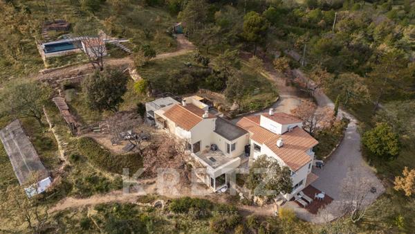-Exclusivité- Maison d’architecte avec piscine à débordement – Manosque