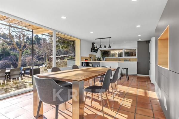 -Exclusivité- Maison d’architecte avec piscine à débordement – Manosque