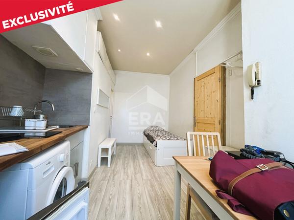 Appartement T1 à vendre -  BLOIS - Fonctionnel studio rénové, meublé et équipé + 2 grandes caves