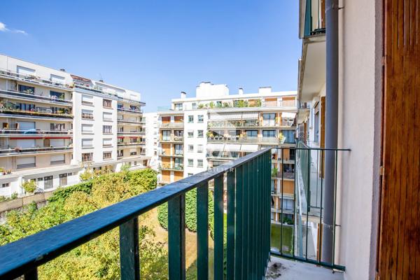 Appartement Paris 3 pièces 69m2avec balcons et box Daumesnil